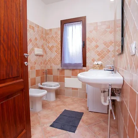 Arruli H1 Villa San Teodoro  Buitenkant foto